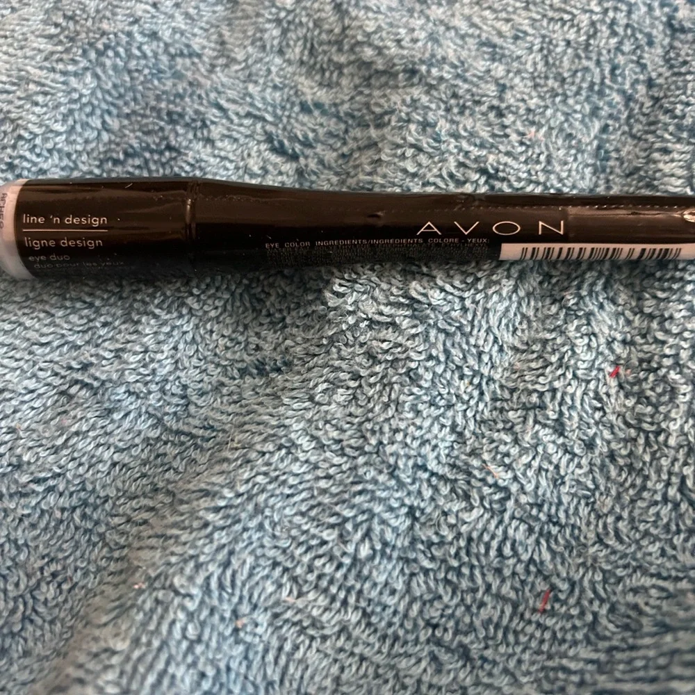 Avon Line and Design. Eye Duo. Sky Gleams. Eye Liner.